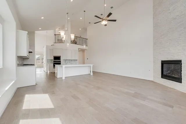 $684,728 | 3538 Coneflower Trail, Venus, TX 76084