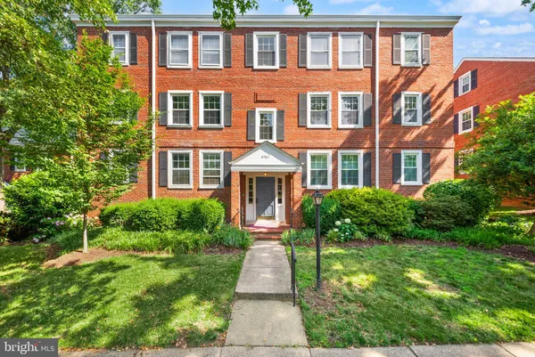 $1,850 | 4707 29th Street South, Unit B2, Arlington, VA 22206