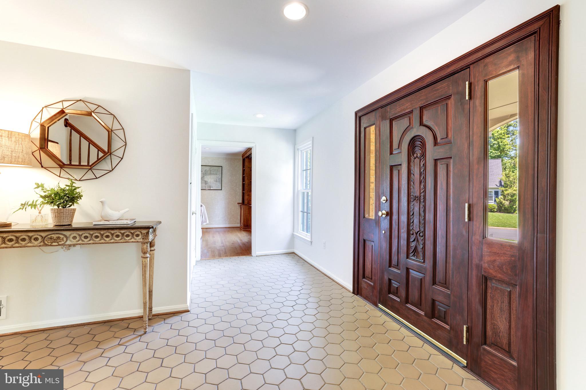 1208 Old Stable Road McLean, VA 22102 - Photo 5 of 50