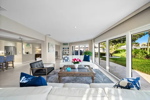 $724,900 | 146 Driftwood Circle, Atlantis, FL 33462