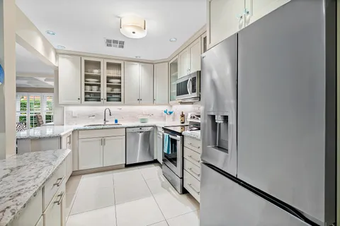 $724,900 | 146 Driftwood Circle, Atlantis, FL 33462