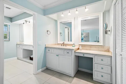 $724,900 | 146 Driftwood Circle, Atlantis, FL 33462