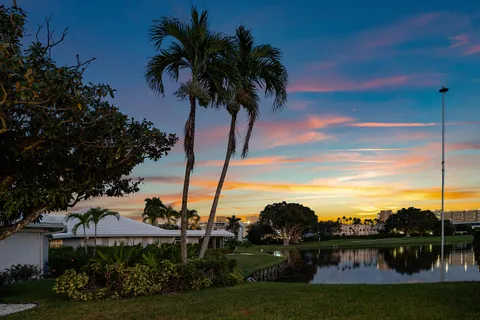 $724,900 | 146 Driftwood Circle, Atlantis, FL 33462