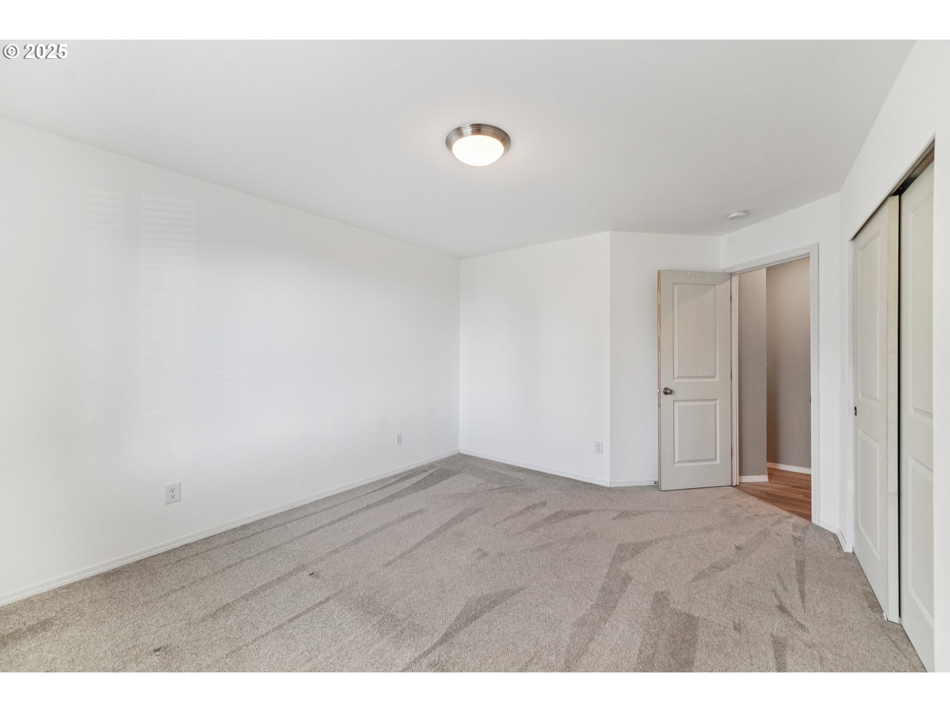 9 Curtis Lane Longview, WA 98632 - Photo 20 of 37 a view of an empty room