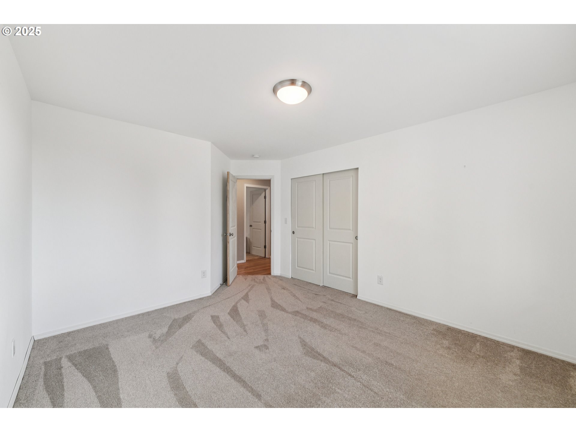 9 Curtis Lane Longview, WA 98632 - Photo 21 of 37 a view of an empty room