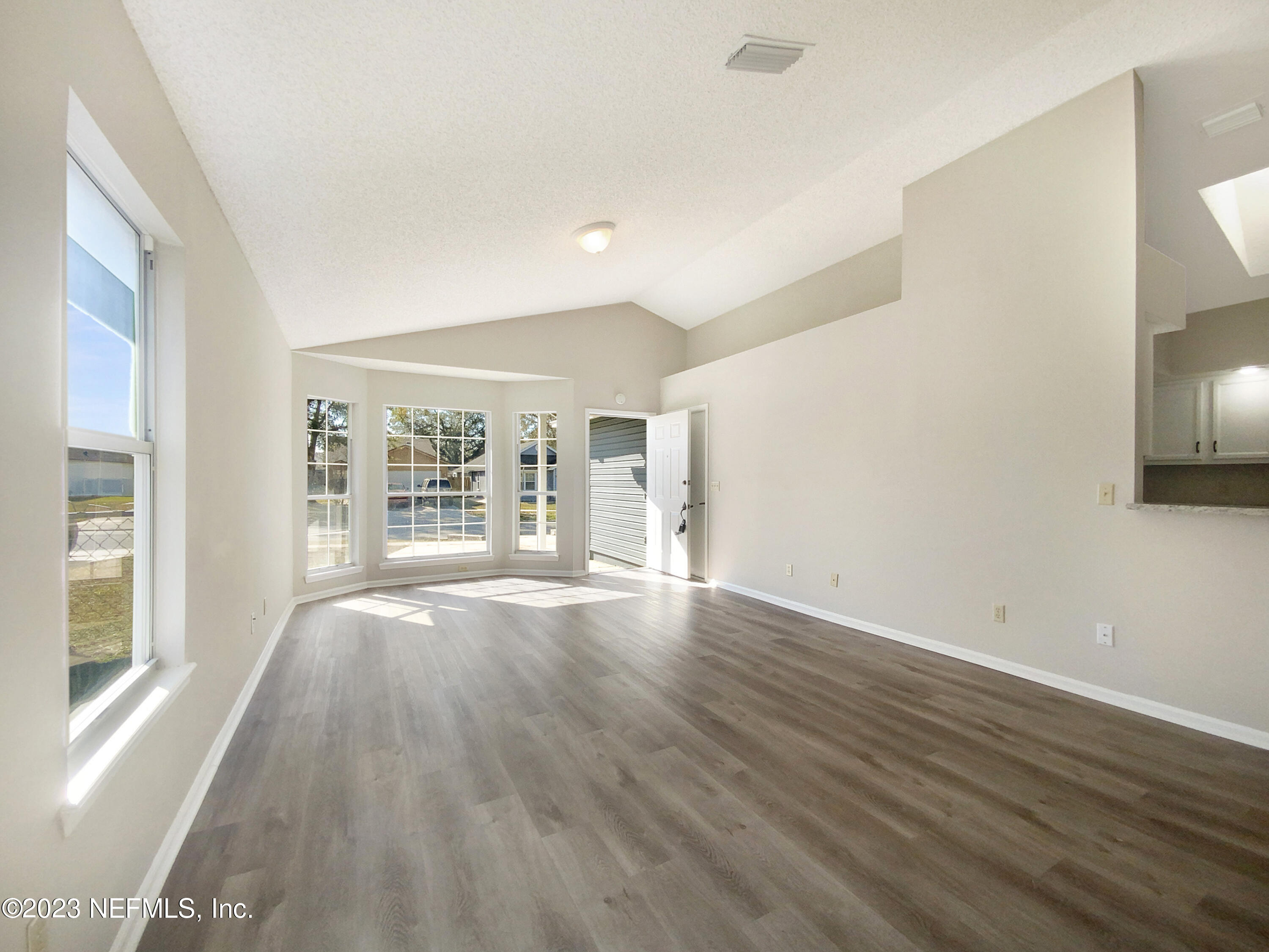 8787 Ivey Road Jacksonville, FL 32216 - Photo 8 of 17 listing_4