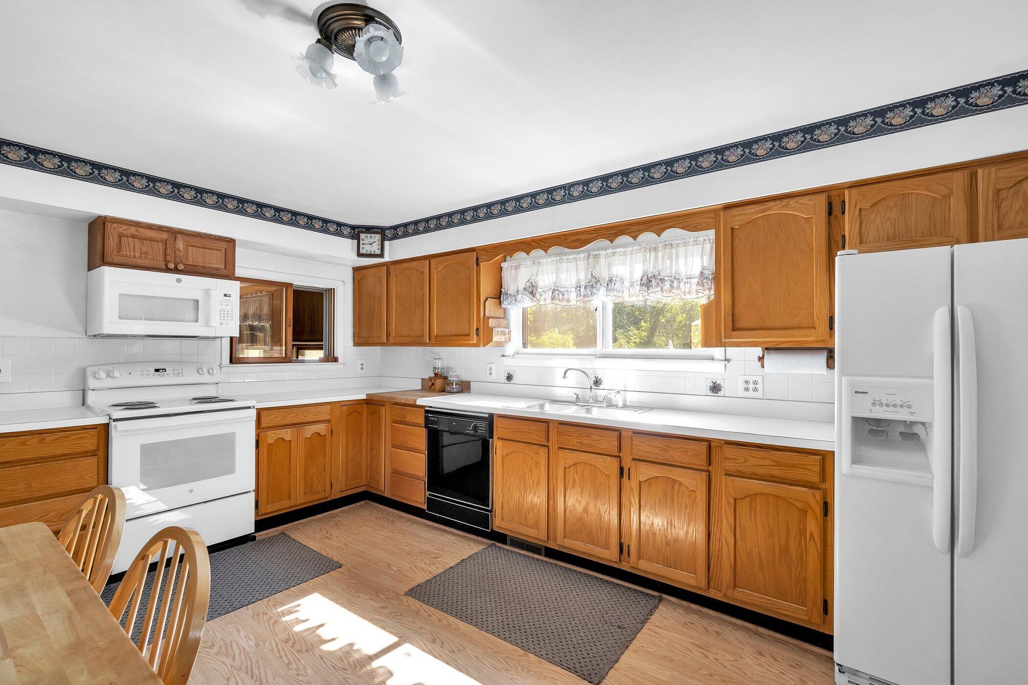 3505 Blackman Road Jackson, MI 49201 - Photo 14 of 51 3505-Blackman-Rd-WindowStill-Real-Estate