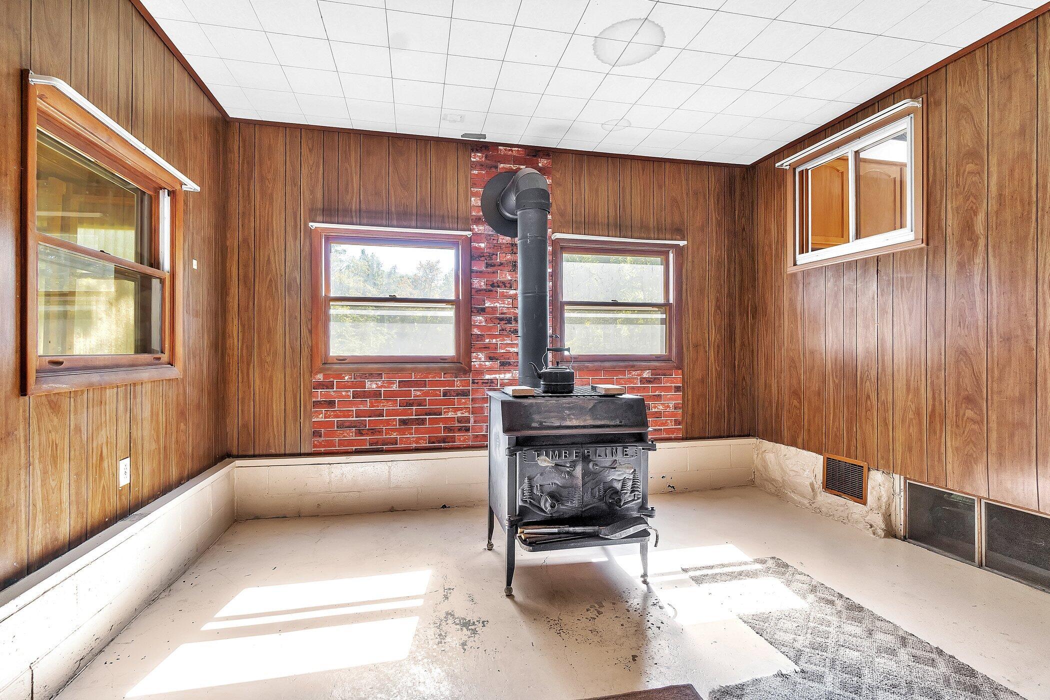 3505 Blackman Road Jackson, MI 49201 - Photo 25 of 51 3505-Blackman-Rd-WindowStill-Real-Estate