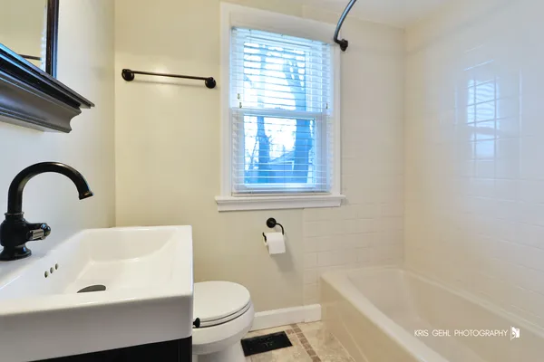 $3,000 | 275 Harding Street, Grayslake, IL 60030