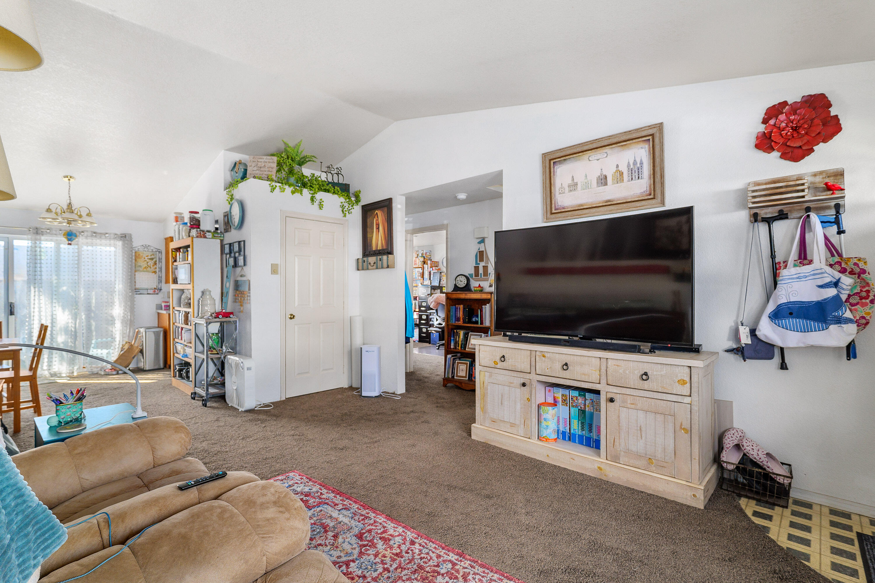 716 Pioneer Road Brookings, OR 97415 - Photo 6 of 48 06