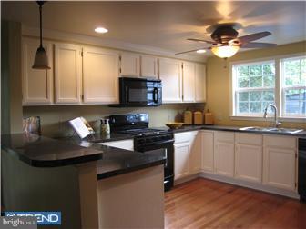 2145 Dutton Mill Road Aston, PA 19014 - Photo 1 of 12 Kitchen