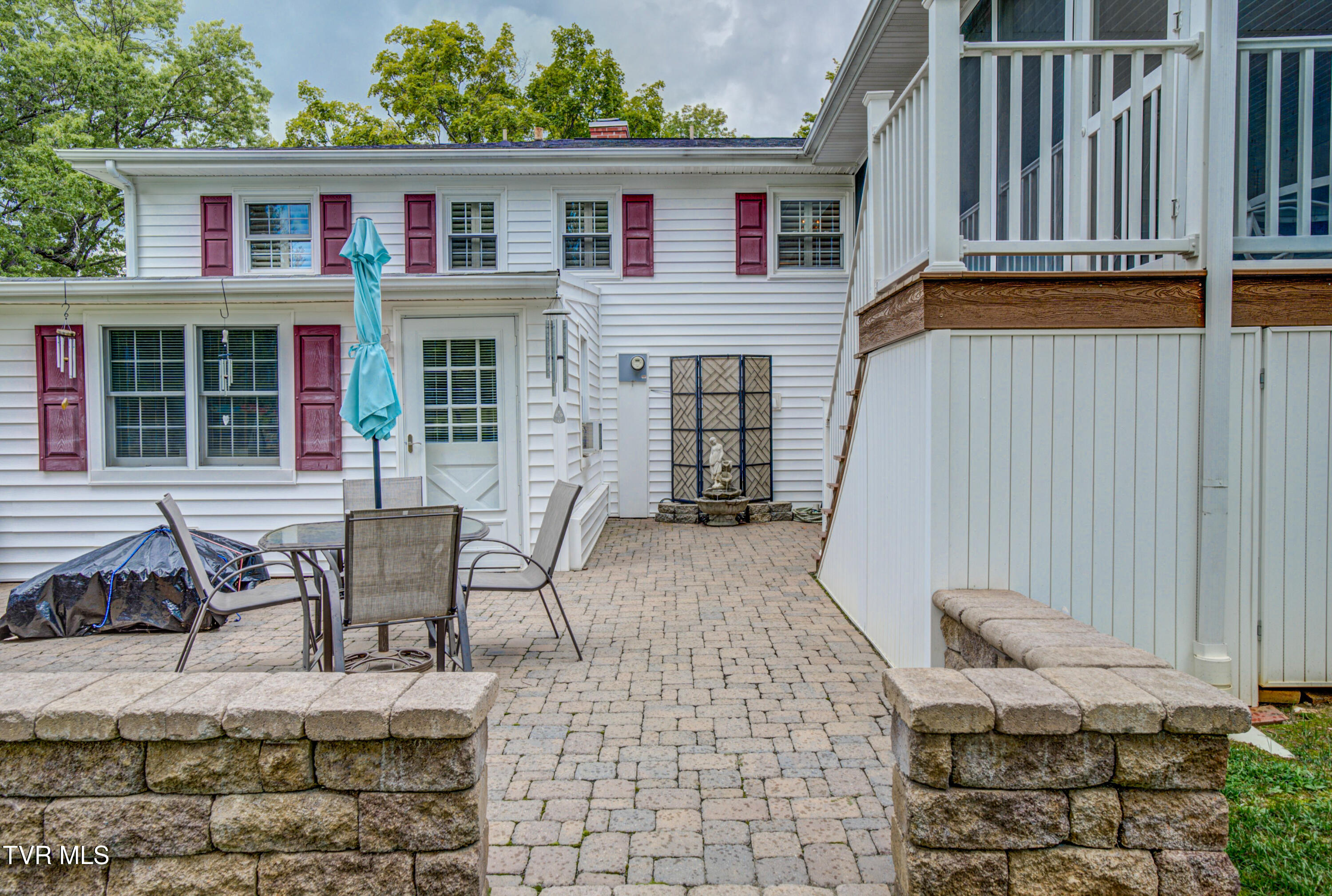 1175 Foxcroft Road Bristol, VA 24201 - Photo 12 of 69 DSC05219_20_21_22_23