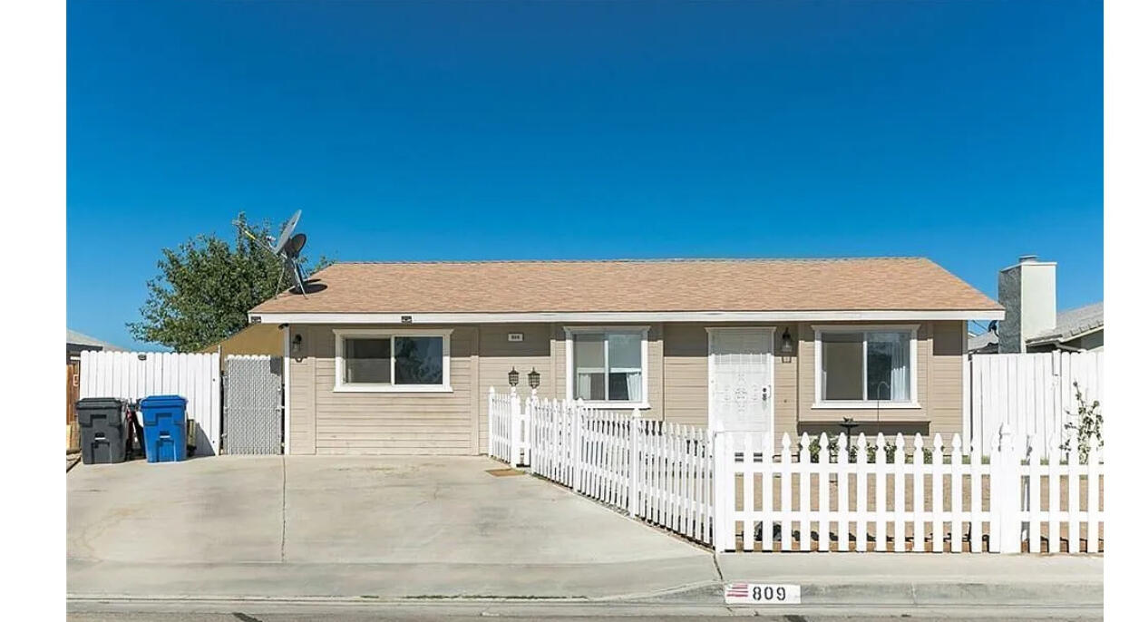 809 South Sunset Street Ridgecrest, CA 93555 - Photo 4 of 27 1.webp_page-0001