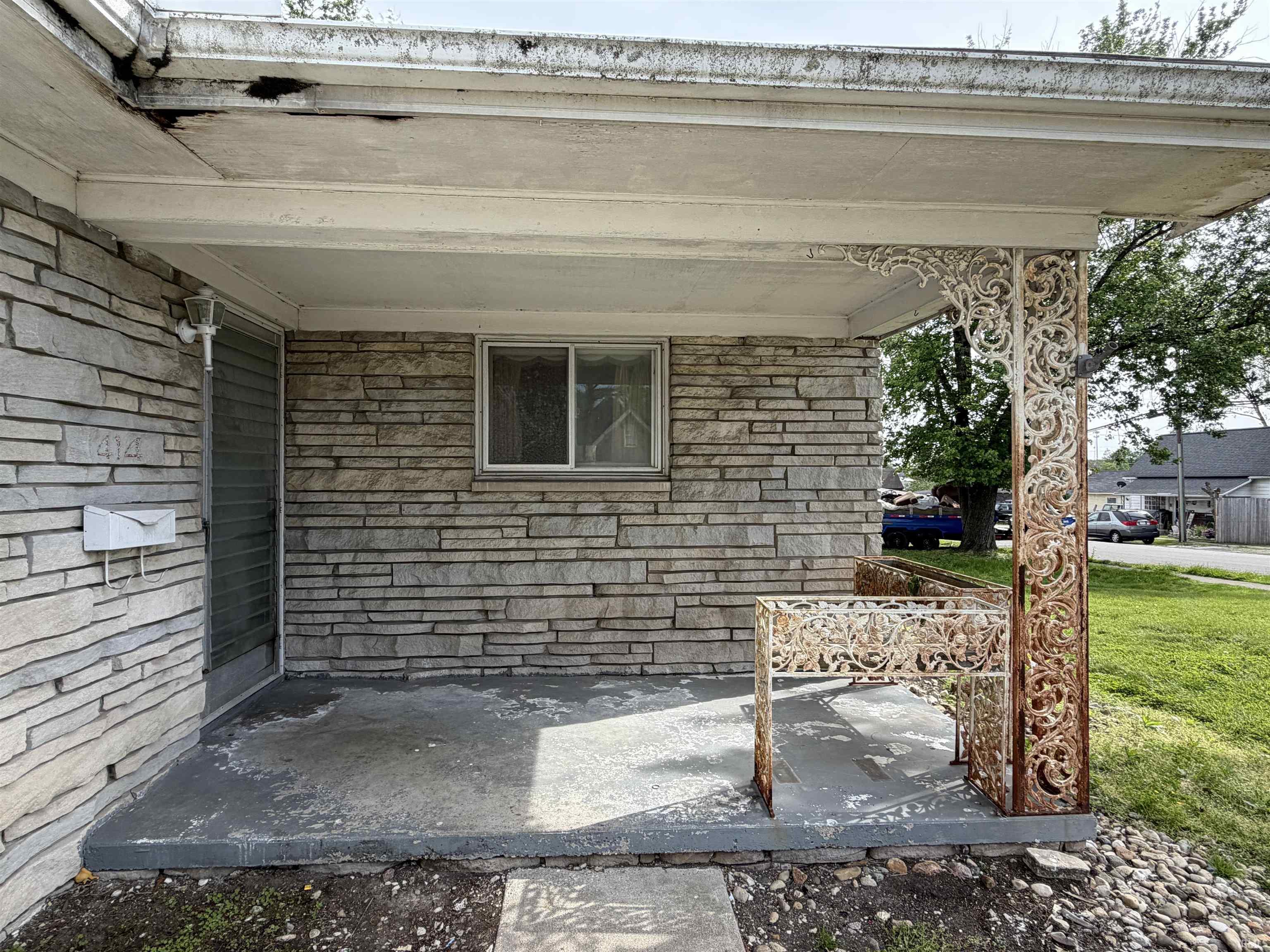 414 N Street Bedford, IN 47421 - Photo 4 of 17