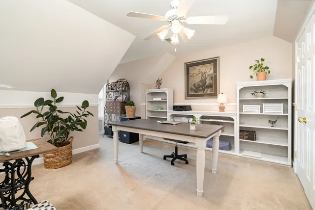 a view of a workspace with a workspace