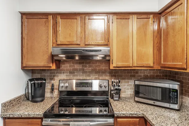 $259,900 | 430 Walton Ferry Road, Unit 1606, Hendersonville, TN 37075