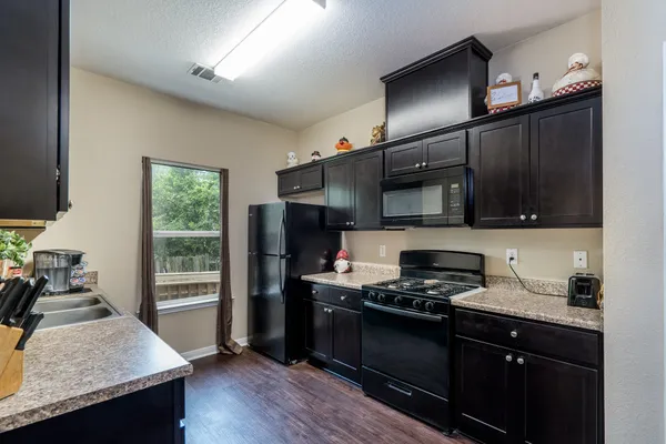 $460,000 | 11706 Bogs Court, Tomball, TX 77375