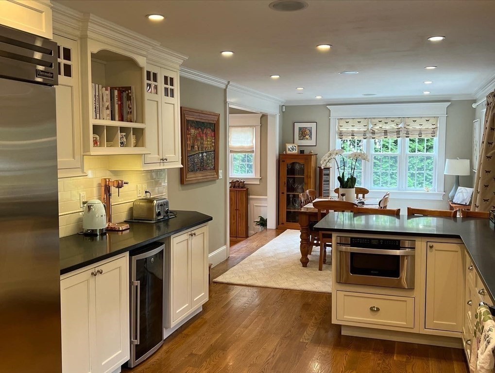 99 Hammondswood Road Chestnut Hill, MA 02467 - Photo 8 of 32 Gallery Image 8