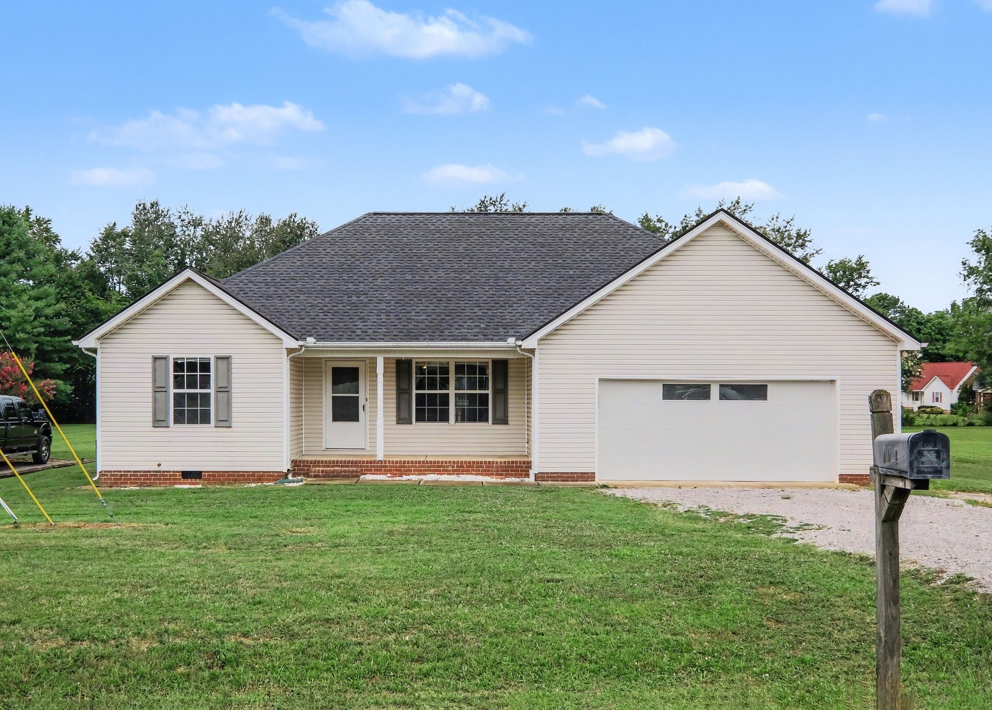 104 Johnny Ruth Court Murfreesboro, TN 37127 - Photo 2 of 16