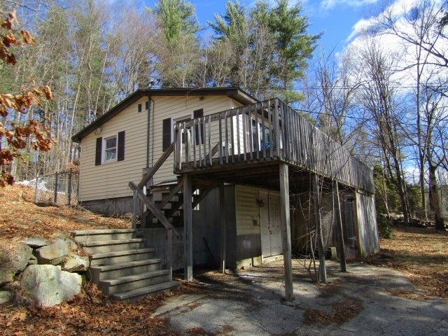 11 Bartlett Road Derry, NH 03038 - Photo 2 of 13
