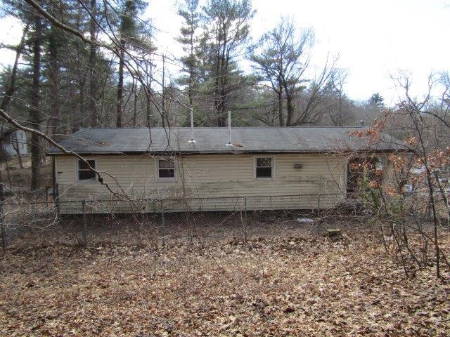 11 Bartlett Road Derry, NH 03038 - Photo 3 of 13