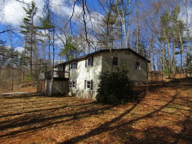 11 Bartlett Road Derry, NH 03038 - Photo 4 of 13