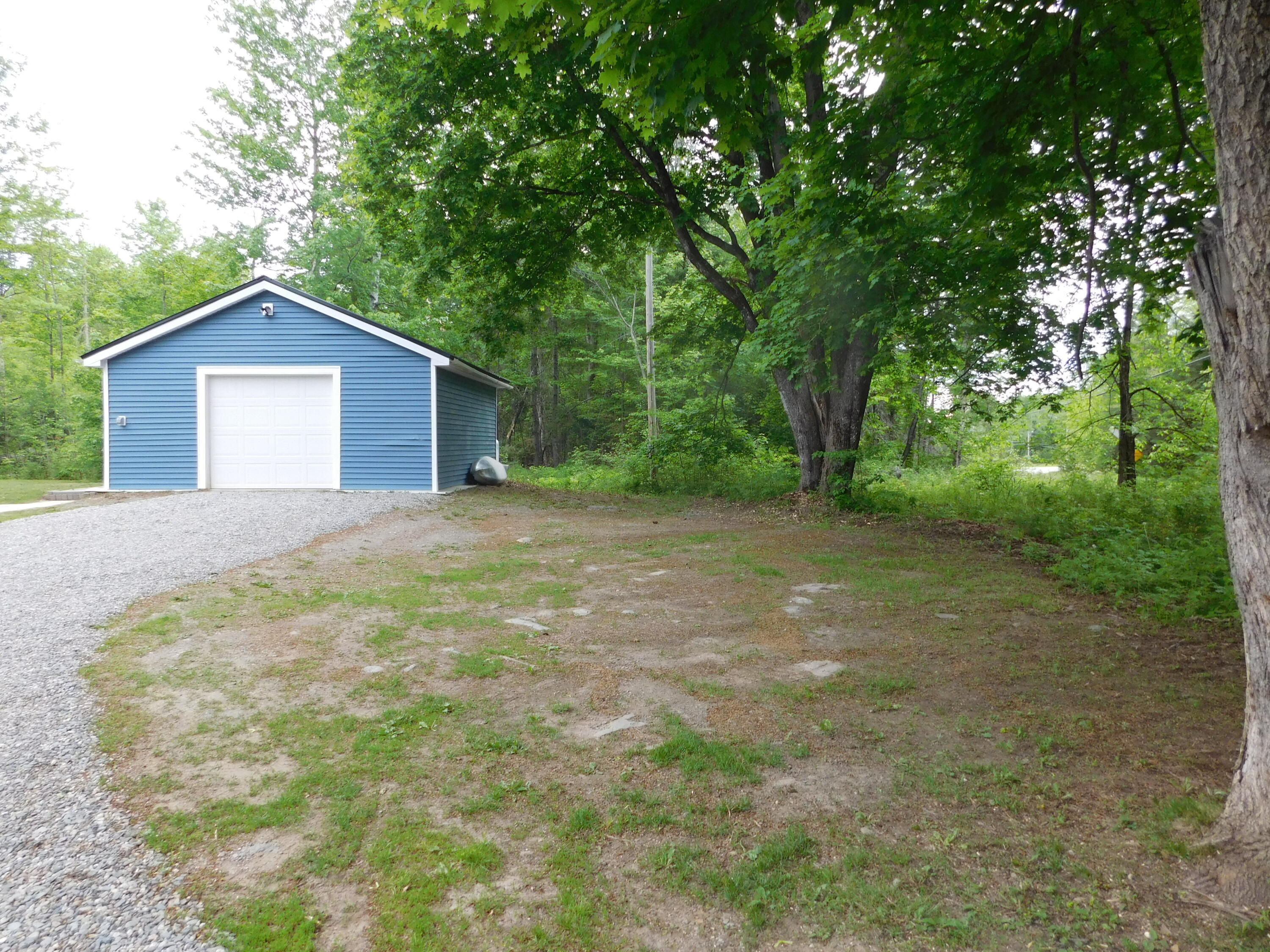 2792 Hudson Road Hudson, ME 04449 - Photo 24 of 120