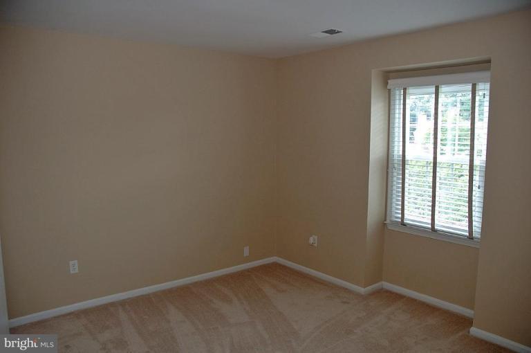 1801 Post Oak Trail Reston, VA 20191 - Photo 15 of 22 Bedroom #2