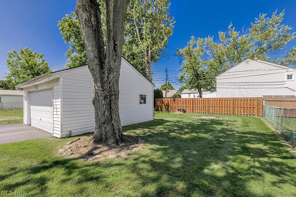 1168 Irene Road Lyndhurst, OH 44124 - Photo 22 of 25 Gallery Image 22