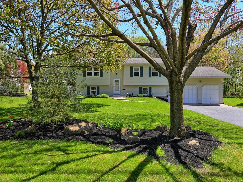 738 Gillett Road Rochester, NY 14624 - Photo 1 of 1