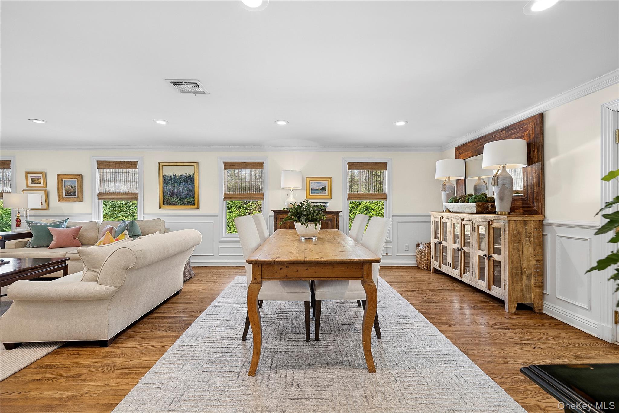 39 Barkers Point Road Sands Point, NY 11050 - Photo 8 of 35 Dining Room/Family Room