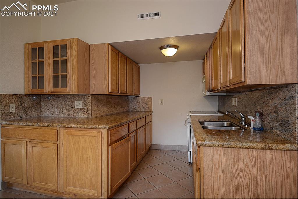 515 Prairie Road Colorado Springs, CO 80909 - Photo 15 of 25