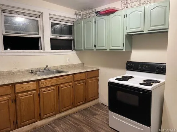 $3,570 | 488 Nassau Road, Unit 5, Roosevelt, NY 11575