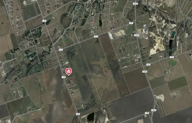 a close up of a shower