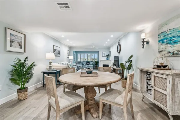 $2,300 | 8 Glencoe Place, Unit 107, Dunedin, FL 34698