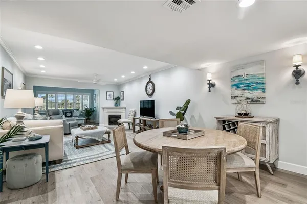 $2,300 | 8 Glencoe Place, Unit 107, Dunedin, FL 34698