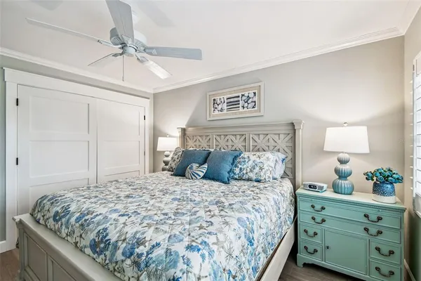 $2,300 | 8 Glencoe Place, Unit 107, Dunedin, FL 34698