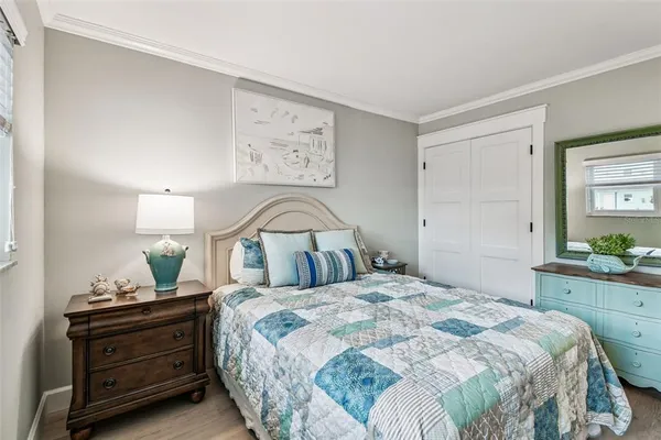 $2,300 | 8 Glencoe Place, Unit 107, Dunedin, FL 34698