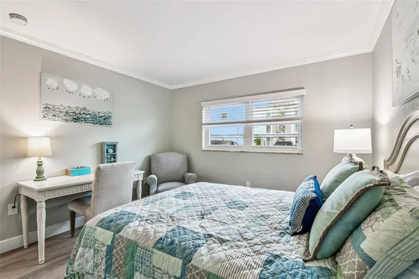 $2,300 | 8 Glencoe Place, Unit 107, Dunedin, FL 34698