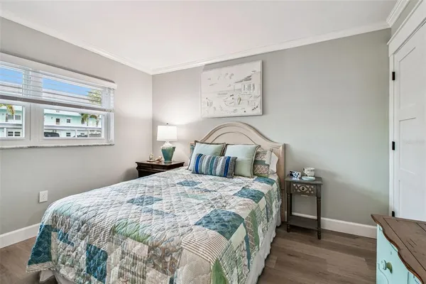 $2,300 | 8 Glencoe Place, Unit 107, Dunedin, FL 34698