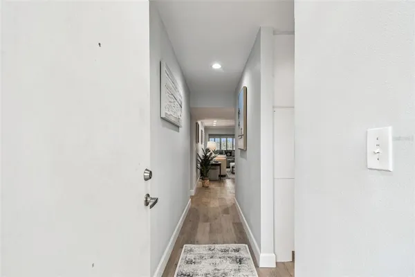 $2,300 | 8 Glencoe Place, Unit 107, Dunedin, FL 34698