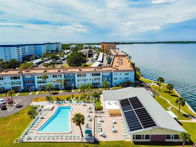 $2,500 | 8 Glencoe Place, Unit 107, Dunedin, FL 34698