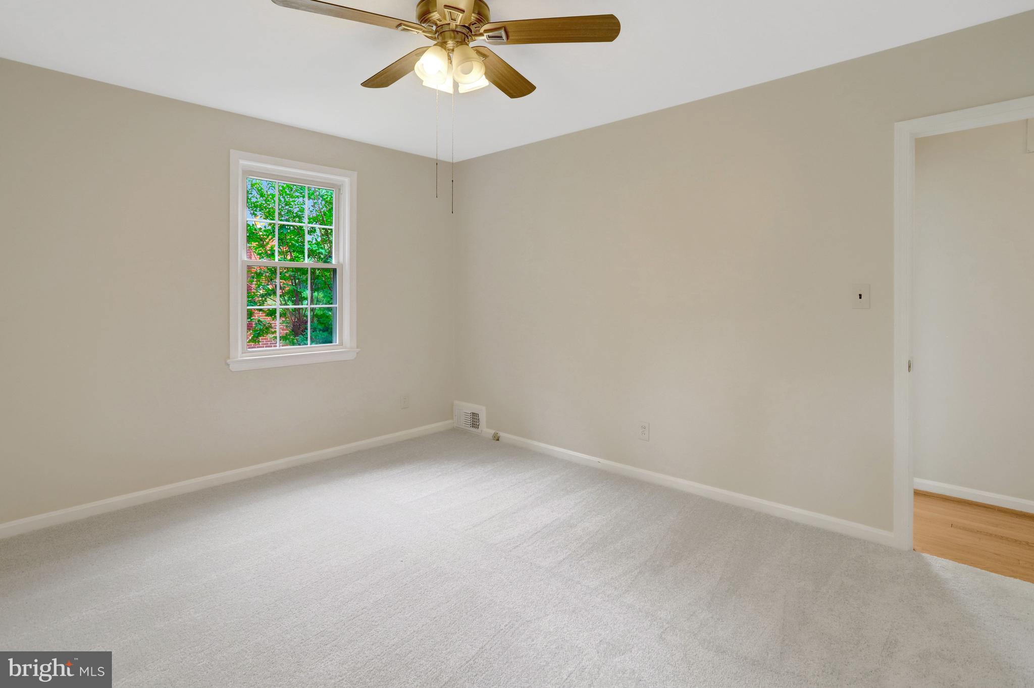 7623 Mendota Place Springfield, VA 22150 - Photo 19 of 67 PRIMARY BEDROOM