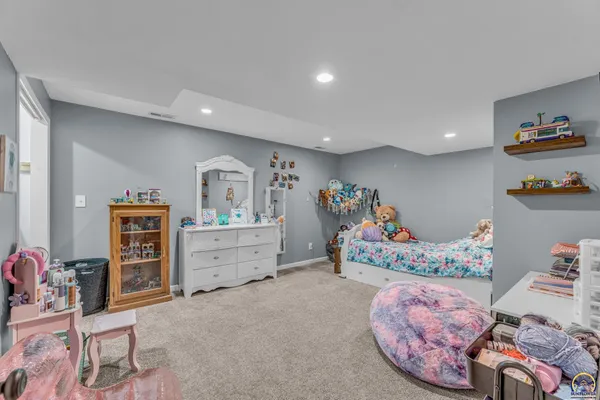 $335,000 | 506 Kennys Court, Rossville, KS 66533