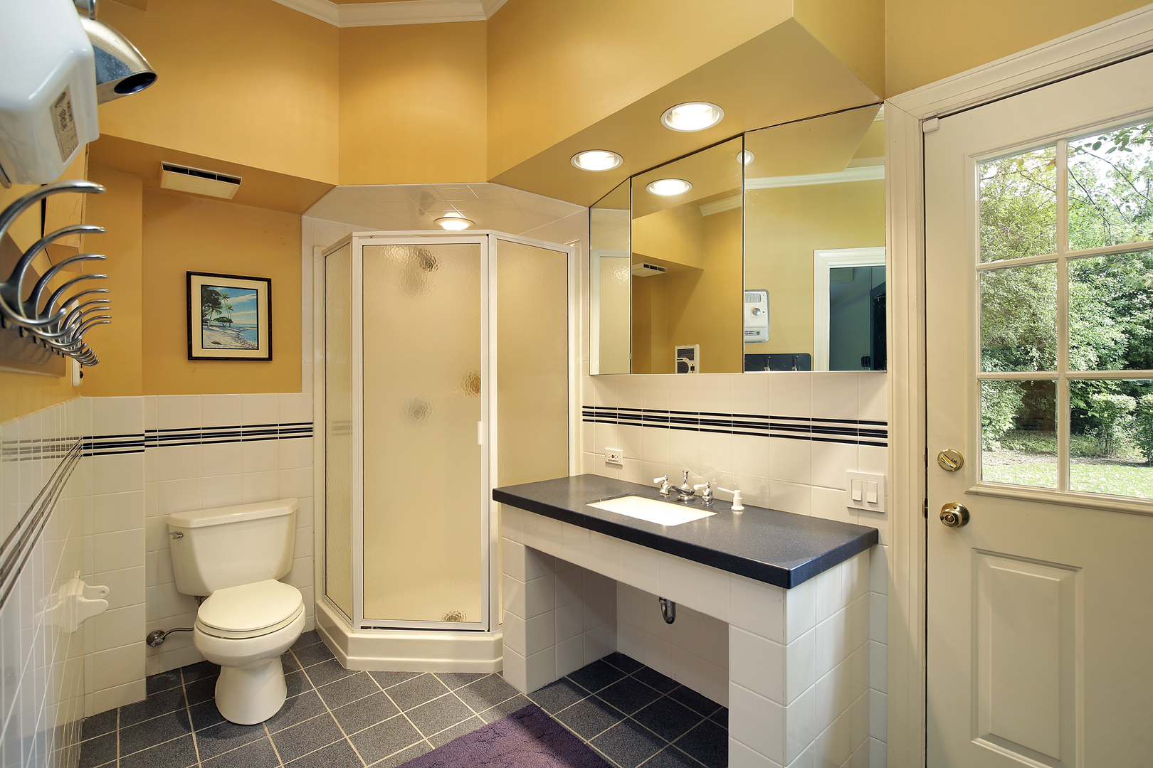 1565 South Ridge Road Lake Forest, IL 60045 - Photo 14 of 26 a bathroom with a sink toilet and shower