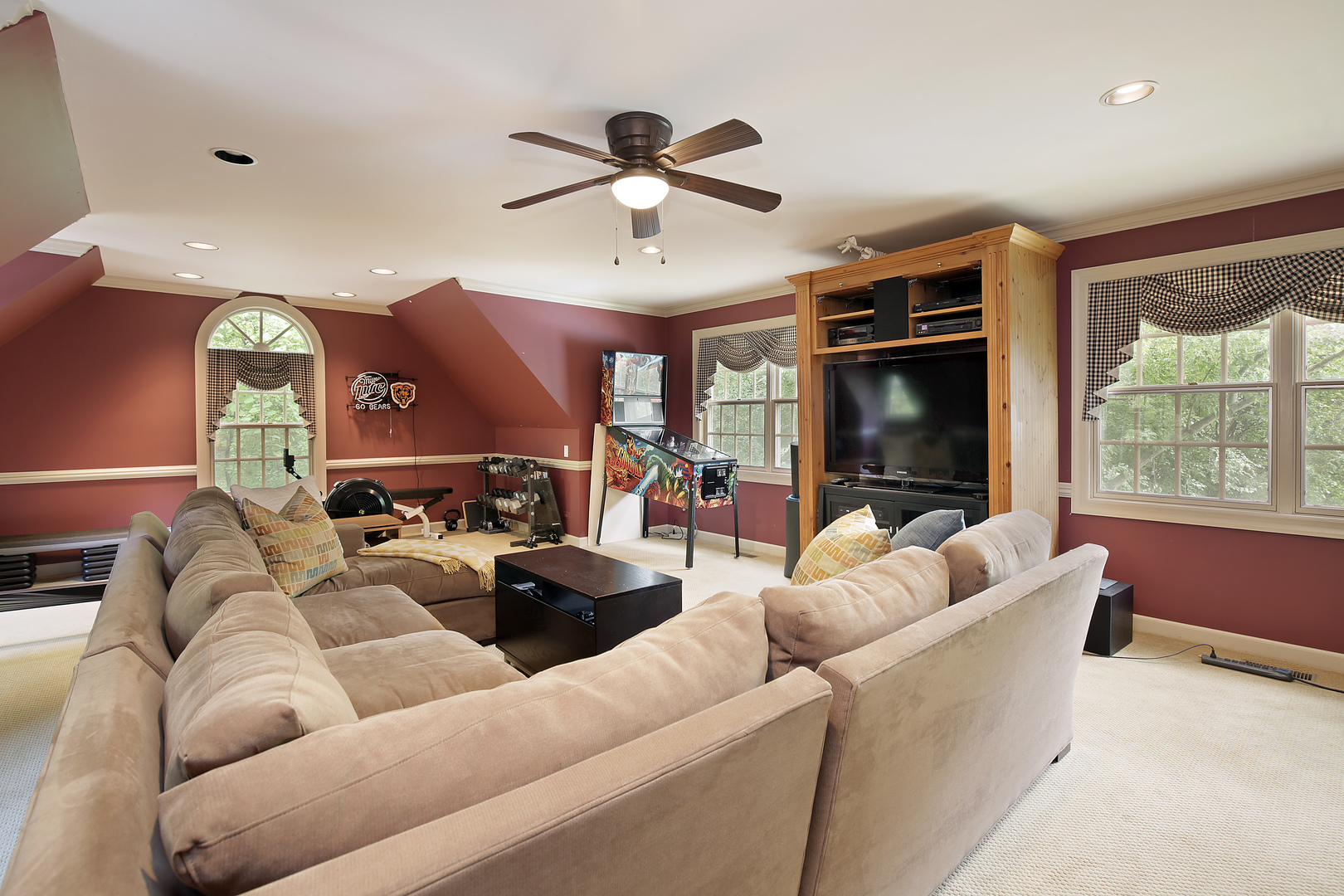1565 South Ridge Road Lake Forest, IL 60045 - Photo 10 of 26 a living room with furniture and a flat screen tv