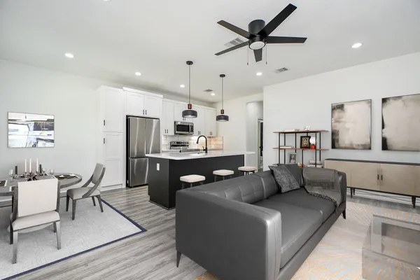 $1,825 | 9734 Pelsey Street, Unit B, Houston, TX 77029
