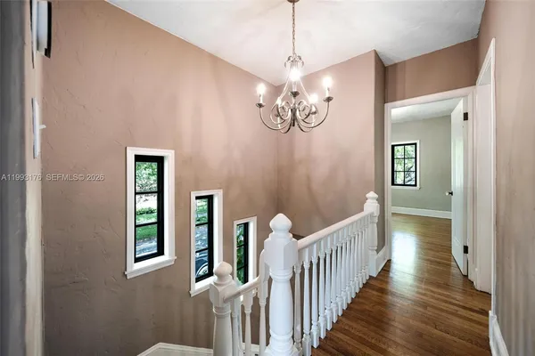 $9,000 | 447 Giralda Avenue, Coral Gables, FL 33134