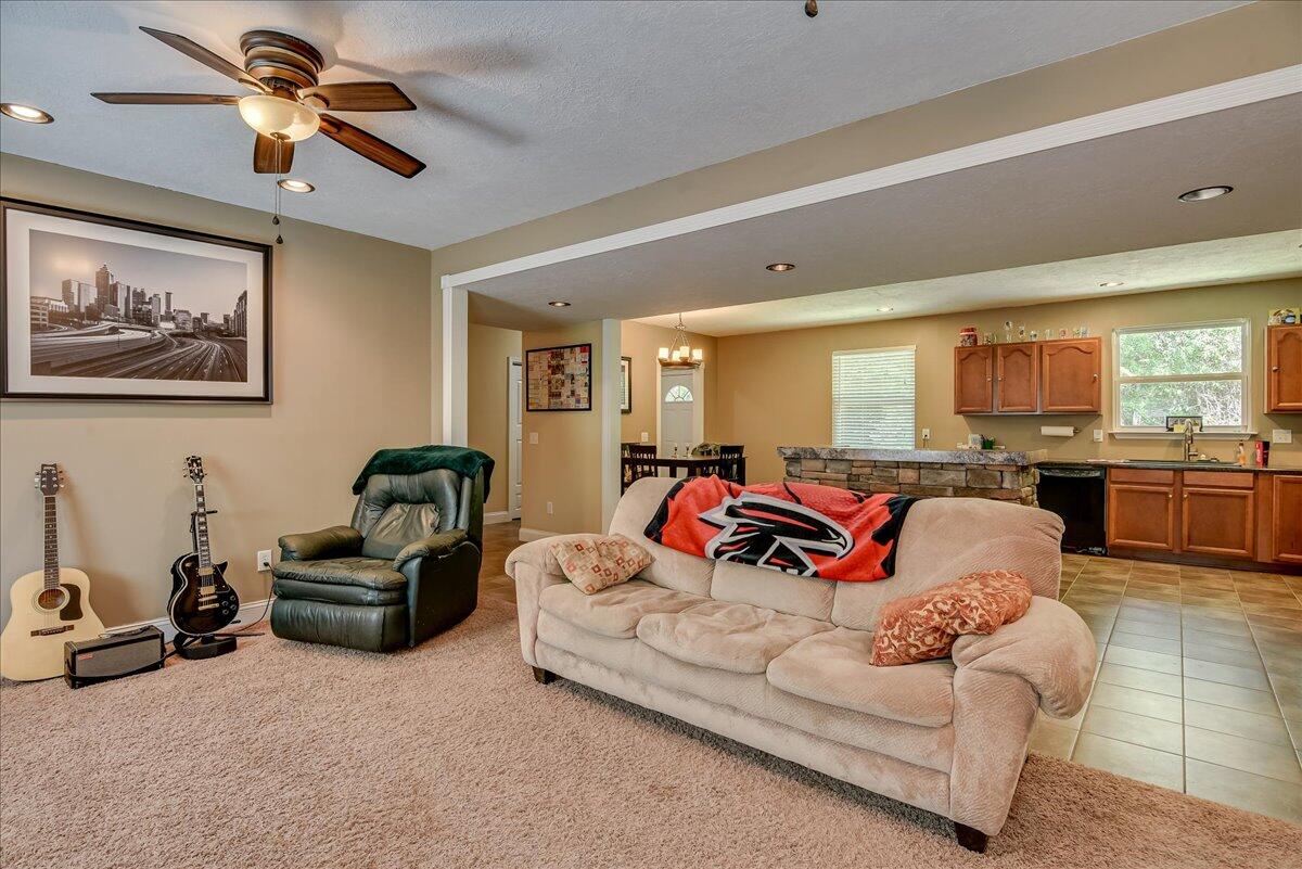 136 Waters Road Beech Island, SC 29842 - Photo 10 of 22