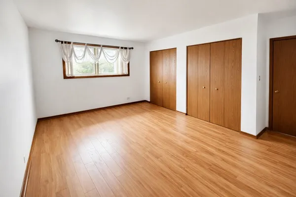 $214,900 | 7925 Paxton Avenue, Unit 3B, Tinley Park, IL 60477